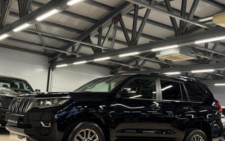 Toyota Land Cruiser Prado 150 рестайлинг 2, 2018 год, 4 599 000 рублей, 1 фотография