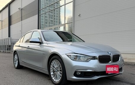 BMW 3 серия, 2017 год, 1 650 000 рублей, 15 фотография