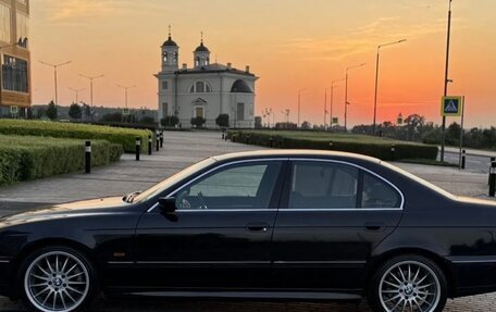 BMW 5 серия, 1998 год, 1 400 000 рублей, 3 фотография