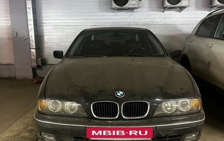 BMW 5 серия, 1998 год, 1 400 000 рублей, 14 фотография