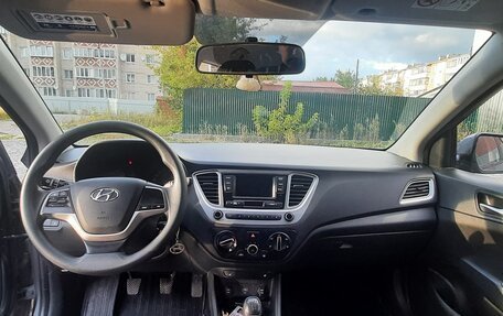 Hyundai Solaris II рестайлинг, 2019 год, 1 399 000 рублей, 16 фотография