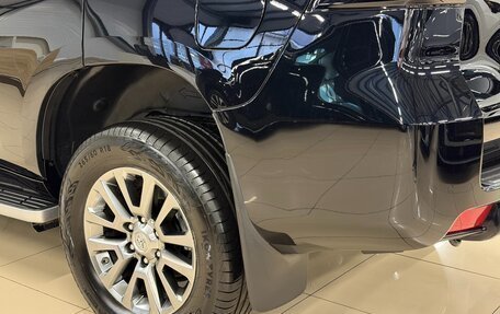 Toyota Land Cruiser Prado 150 рестайлинг 2, 2018 год, 4 599 000 рублей, 13 фотография
