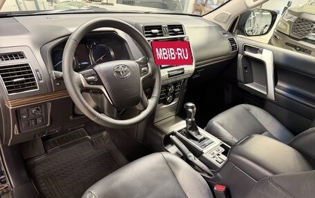 Toyota Land Cruiser Prado 150 рестайлинг 2, 2018 год, 4 599 000 рублей, 19 фотография