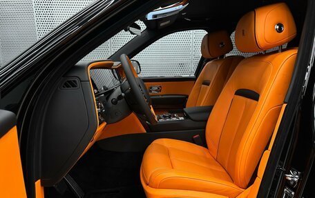 Rolls-Royce Cullinan, 2026 год, 73 000 000 рублей, 11 фотография