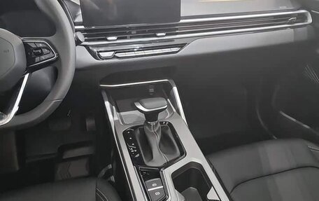 Geely Emgrand, 2026 год, 1 540 000 рублей, 2 фотография