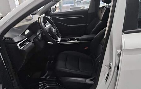 Geely Emgrand, 2026 год, 1 540 000 рублей, 9 фотография