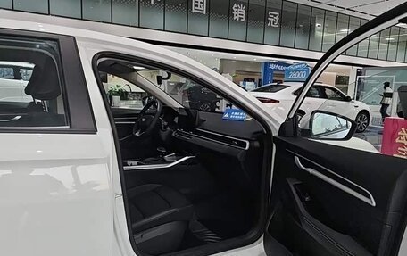 Geely Emgrand, 2026 год, 1 540 000 рублей, 10 фотография