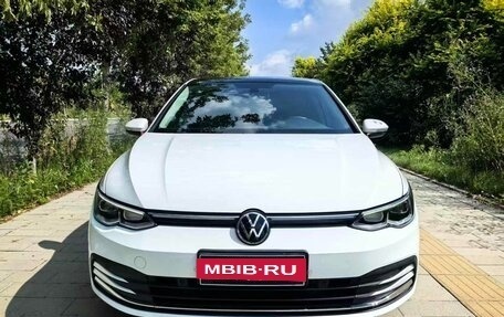 Volkswagen Golf VIII, 2022 год, 1 804 000 рублей, 2 фотография