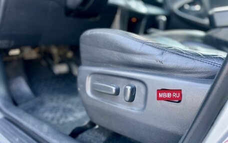 Toyota RAV4, 2010 год, 1 300 000 рублей, 17 фотография
