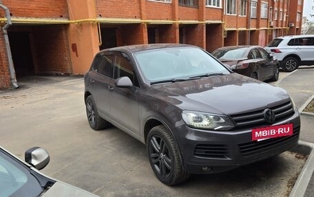 Volkswagen Touareg III, 2010 год, 1 900 000 рублей, 3 фотография