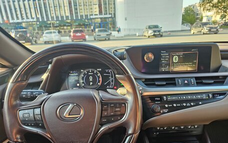 Lexus ES VII, 2019 год, 3 800 000 рублей, 12 фотография