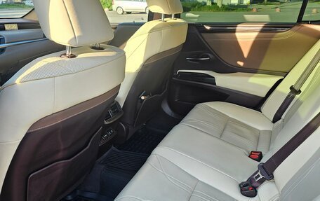 Lexus ES VII, 2019 год, 3 800 000 рублей, 9 фотография