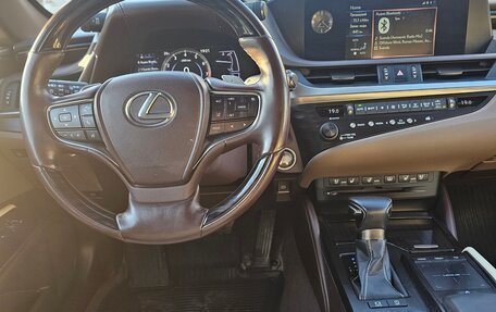 Lexus ES VII, 2019 год, 3 800 000 рублей, 10 фотография