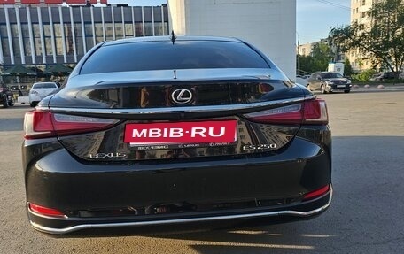 Lexus ES VII, 2019 год, 3 800 000 рублей, 4 фотография
