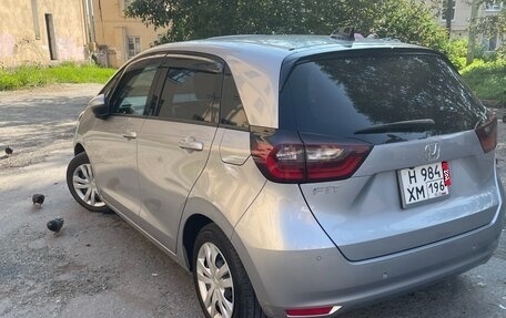 Honda Fit, 2020 год, 1 350 000 рублей, 12 фотография