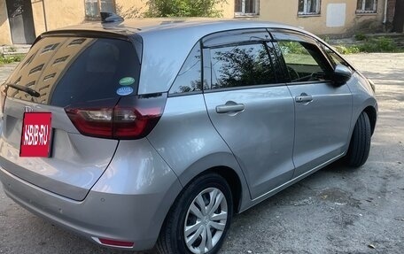 Honda Fit, 2020 год, 1 350 000 рублей, 13 фотография