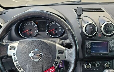Nissan Qashqai, 2010 год, 900 000 рублей, 8 фотография