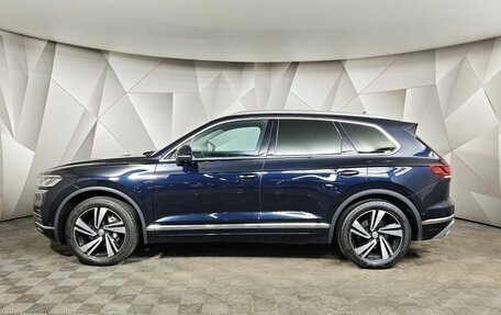 Volkswagen Touareg III, 2020 год, 4 900 000 рублей, 5 фотография