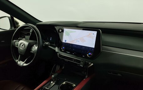 Lexus RX IV рестайлинг, 2023 год, 8 999 000 рублей, 11 фотография