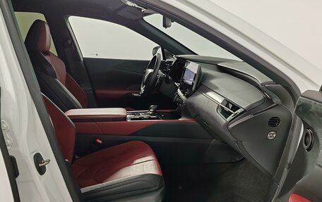 Lexus RX IV рестайлинг, 2023 год, 8 999 000 рублей, 25 фотография