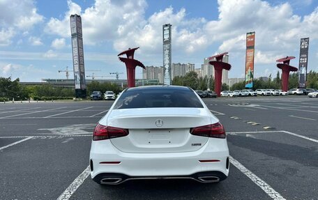 Mercedes-Benz A-Класс, 2022 год, 1 852 000 рублей, 5 фотография