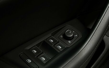 Volkswagen Passat B8 рестайлинг, 2019 год, 2 023 500 рублей, 20 фотография
