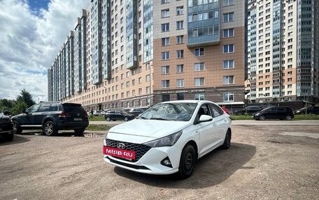 Hyundai Solaris II рестайлинг, 2020 год, 710 000 рублей, 3 фотография