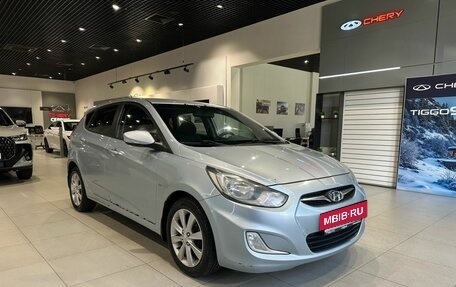 Hyundai Solaris II рестайлинг, 2012 год, 688 000 рублей, 3 фотография