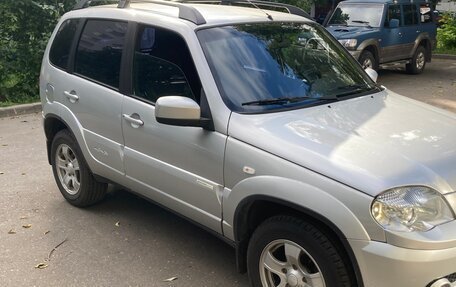 Chevrolet Niva I рестайлинг, 2012 год, 570 000 рублей, 3 фотография