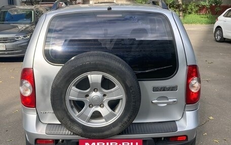 Chevrolet Niva I рестайлинг, 2012 год, 570 000 рублей, 4 фотография