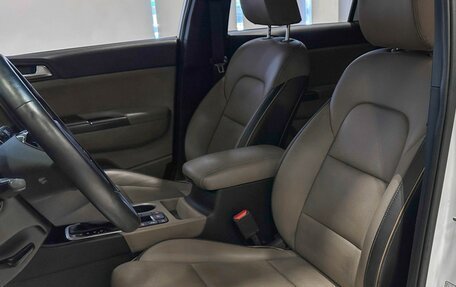 KIA Sportage IV рестайлинг, 2019 год, 2 490 000 рублей, 11 фотография