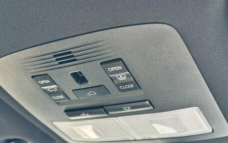 Toyota Harrier, 2020 год, 2 166 000 рублей, 24 фотография