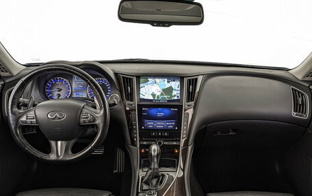 Infiniti Q50 I рестайлинг, 2017 год, 2 000 000 рублей, 14 фотография