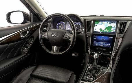 Infiniti Q50 I рестайлинг, 2017 год, 2 000 000 рублей, 28 фотография