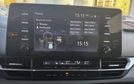 Toyota Sienna, 2021 год, 3 800 000 рублей, 4 фотография