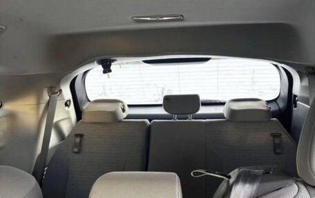 Toyota Sienna, 2021 год, 3 800 000 рублей, 12 фотография