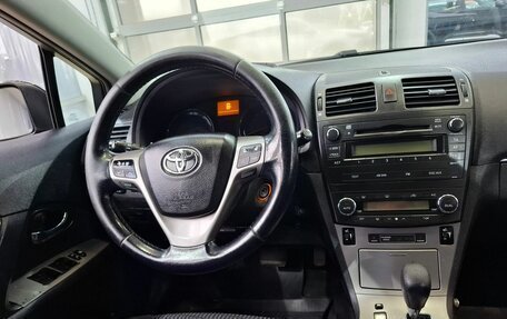 Toyota Avensis III рестайлинг, 2010 год, 779 000 рублей, 15 фотография