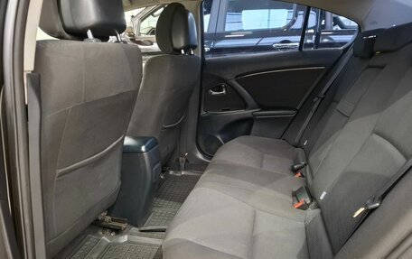 Toyota Avensis III рестайлинг, 2010 год, 779 000 рублей, 22 фотография
