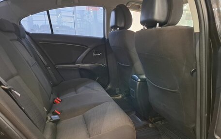 Toyota Avensis III рестайлинг, 2010 год, 779 000 рублей, 24 фотография