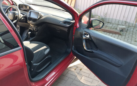 Peugeot 208 II, 2013 год, 680 000 рублей, 10 фотография