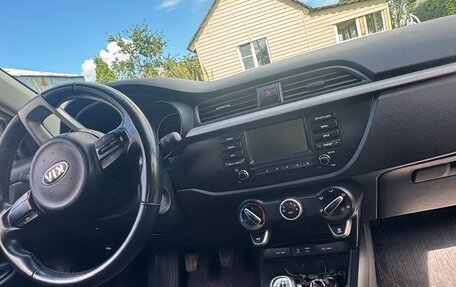 KIA Rio IV, 2017 год, 940 000 рублей, 6 фотография