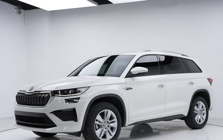 Skoda Kodiaq I, 2025 год, 3 700 757 рублей, 1 фотография