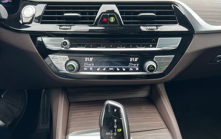 BMW 5 серия, 2019 год, 3 700 000 рублей, 11 фотография