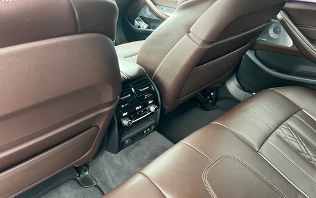 BMW 5 серия, 2019 год, 3 700 000 рублей, 13 фотография