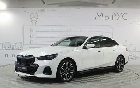 BMW 5 серия, 2023 год, 7 850 000 рублей, 1 фотография