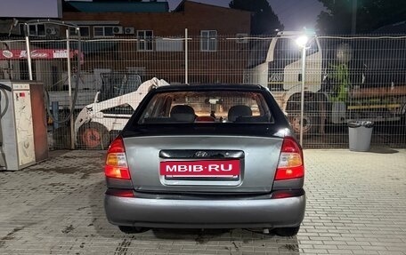 Hyundai Accent II, 2005 год, 330 000 рублей, 3 фотография