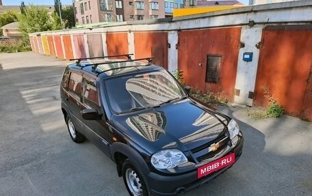Chevrolet Niva I рестайлинг, 2009 год, 630 000 рублей, 2 фотография
