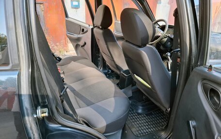 Chevrolet Niva I рестайлинг, 2009 год, 630 000 рублей, 14 фотография