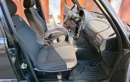 Chevrolet Niva I рестайлинг, 2009 год, 630 000 рублей, 15 фотография