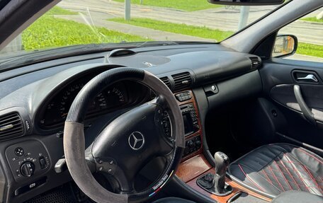 Mercedes-Benz C-Класс, 2004 год, 450 000 рублей, 9 фотография